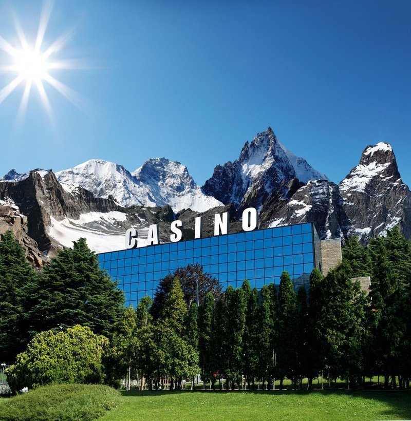 Realz casino recensioni - Quali città offrono le serate più vivaci per un weekend?